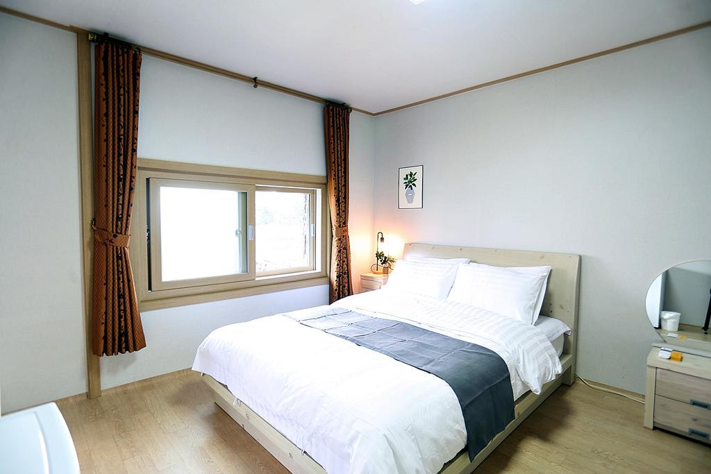 Ddobagi Pension Seogwipo-stad Buitenkant foto